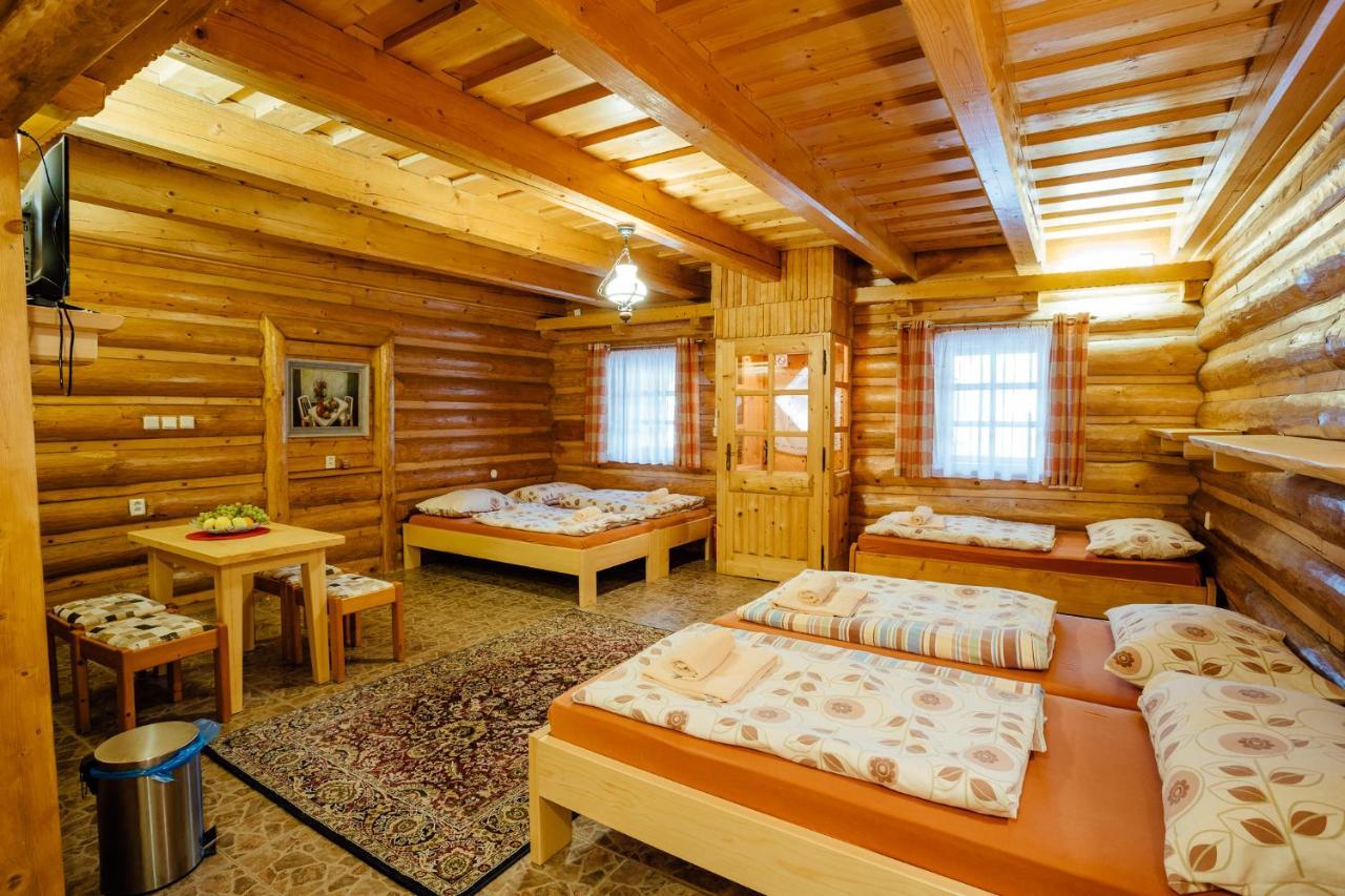 Janosikova Valaska Hills Apartments Terchová 外观 照片